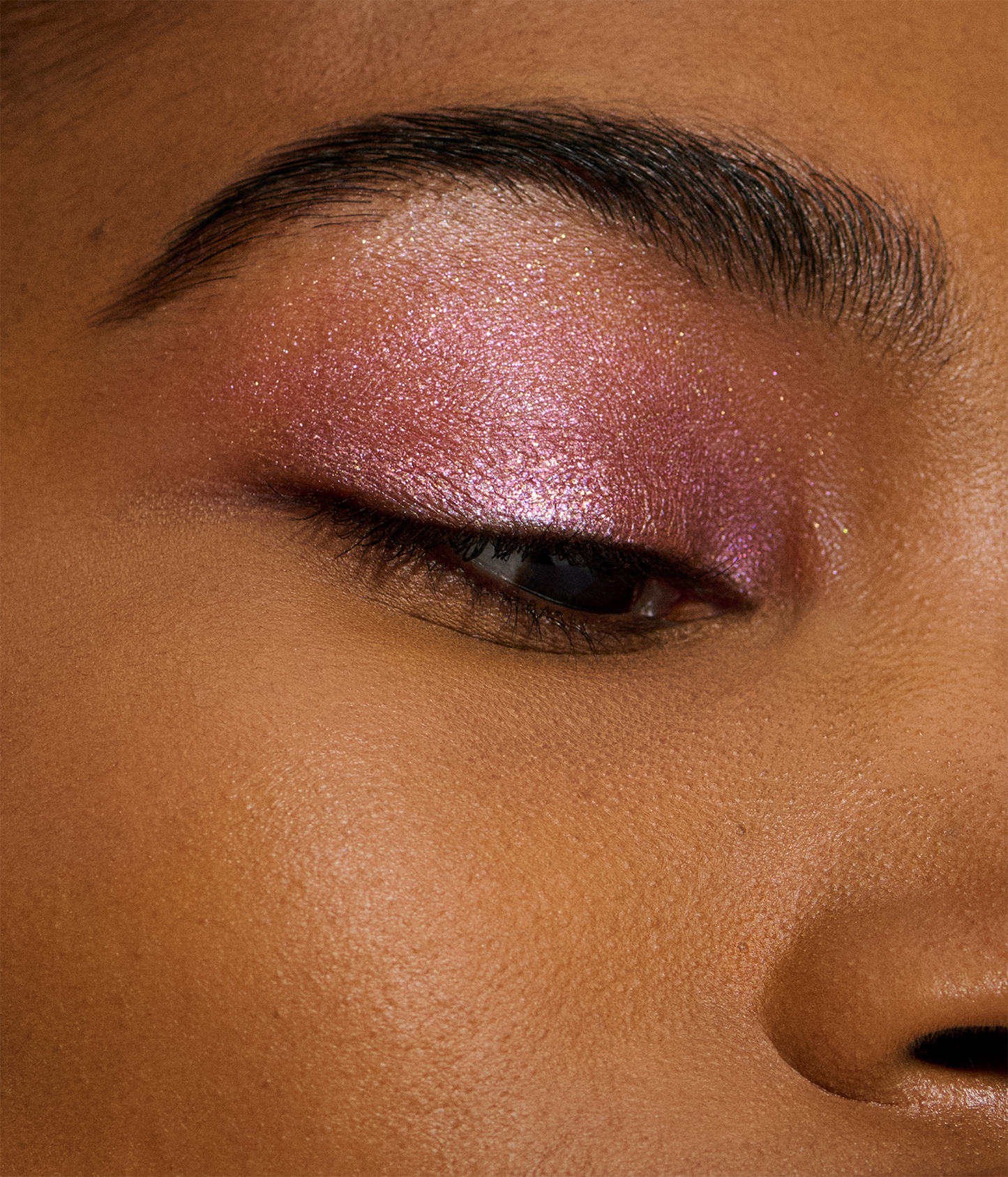 starlet lustrous liquid eyeshadow