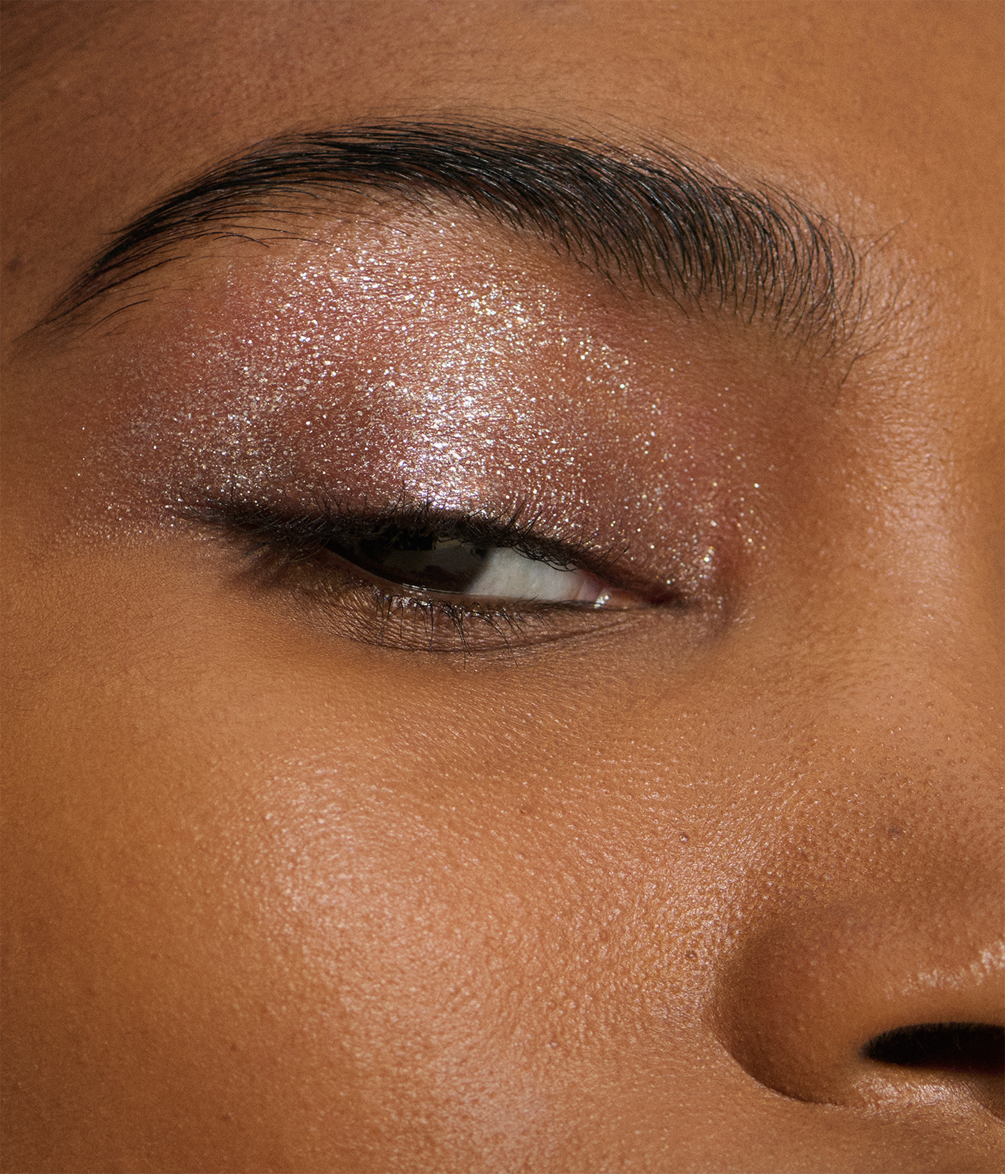 starlet lustrous liquid eyeshadow