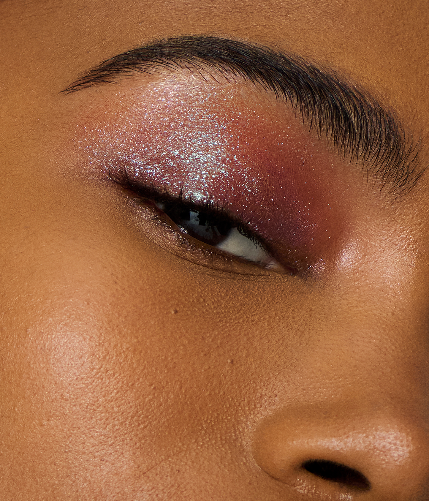 starlet lustrous liquid eyeshadow