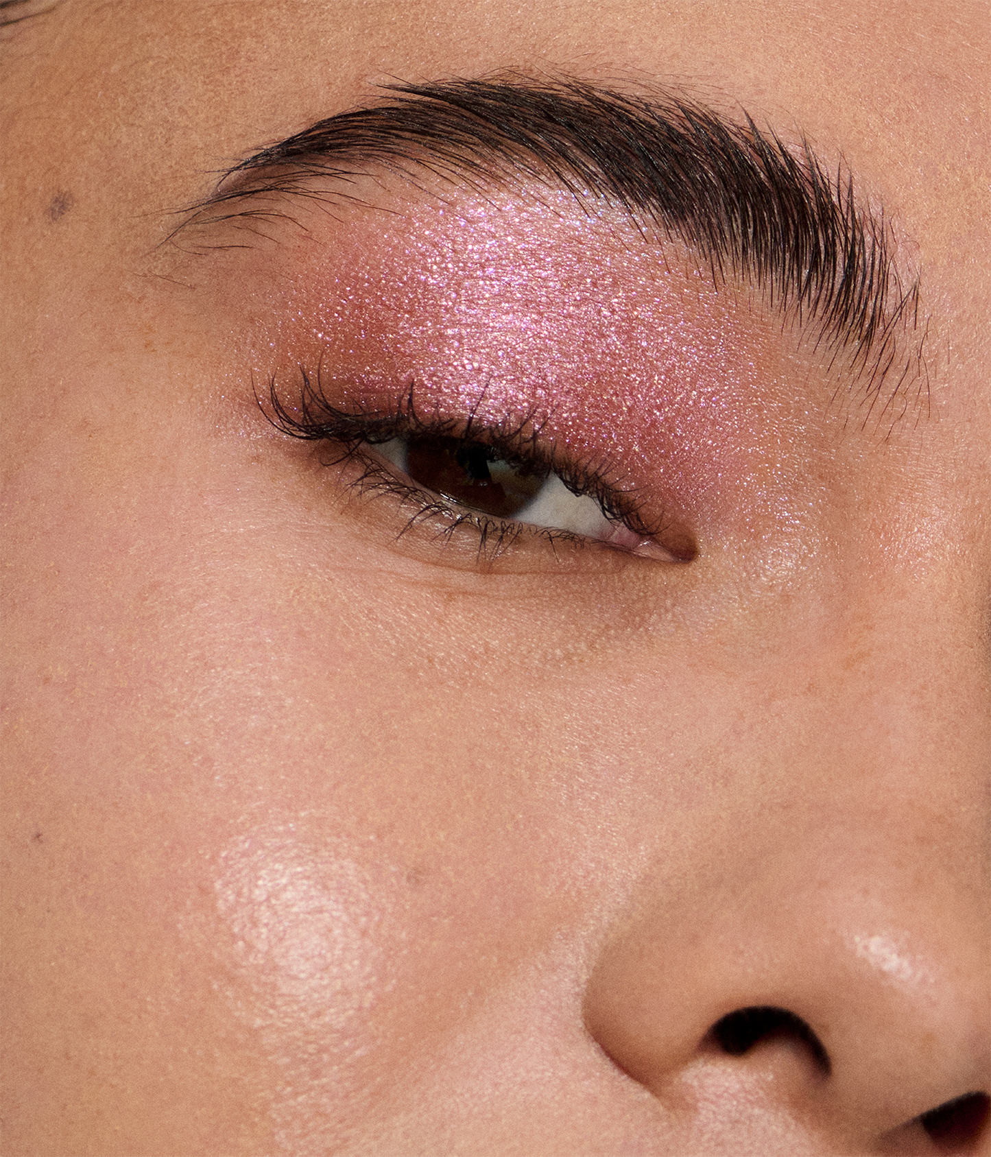 starlet lustrous liquid eyeshadow