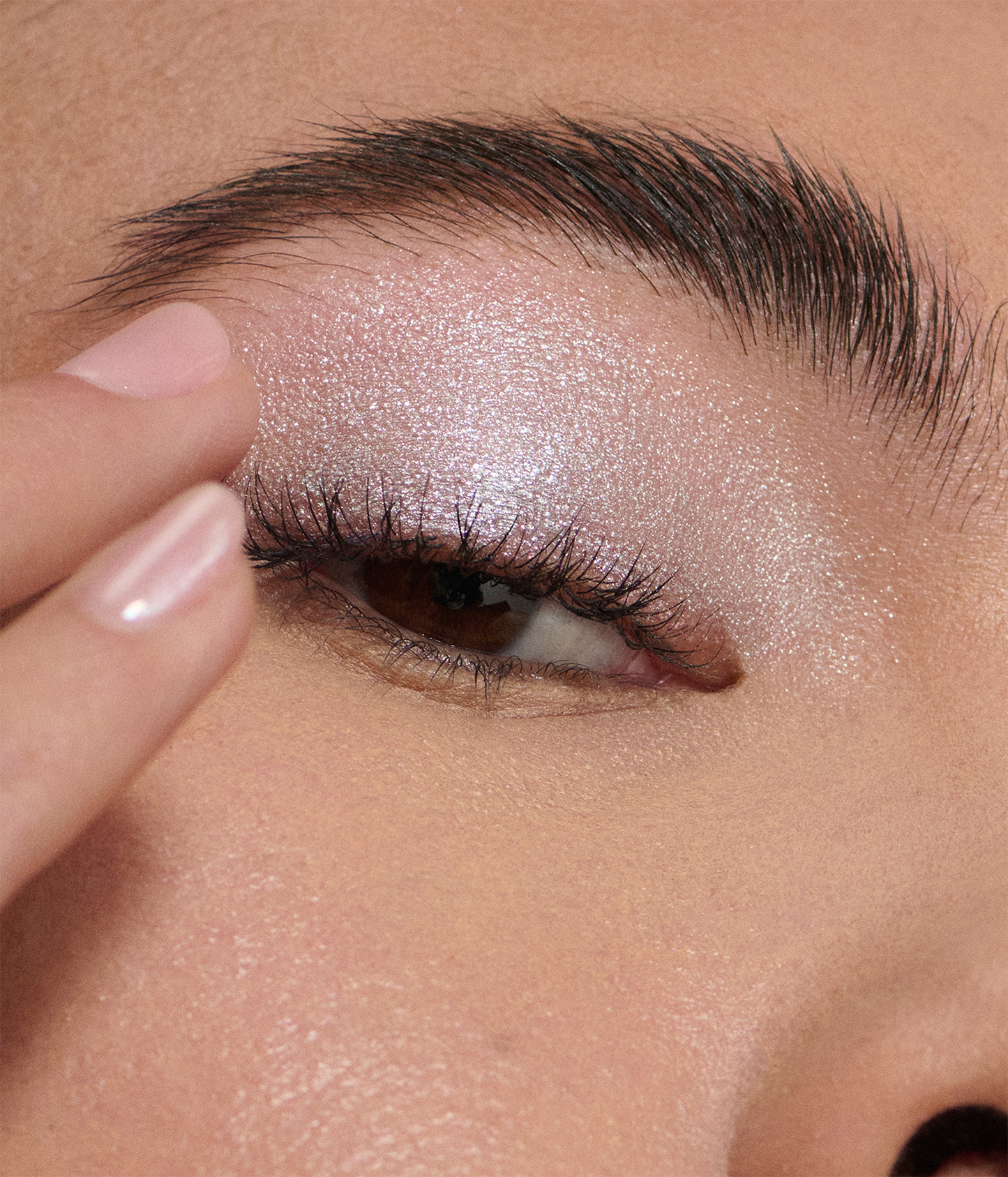 starlet lustrous liquid eyeshadow