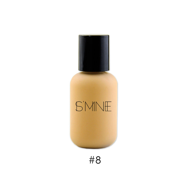 16-color liquid foundation, the powder is delicate and smooth, moisturizing and moisturizing without getting stuck in powder